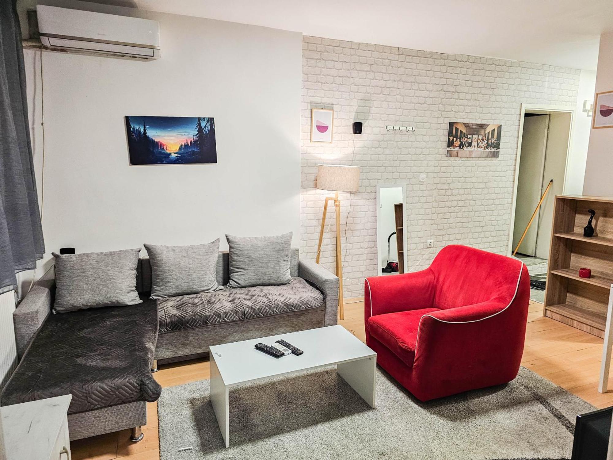Apartment Skopje Square Екстер'єр фото