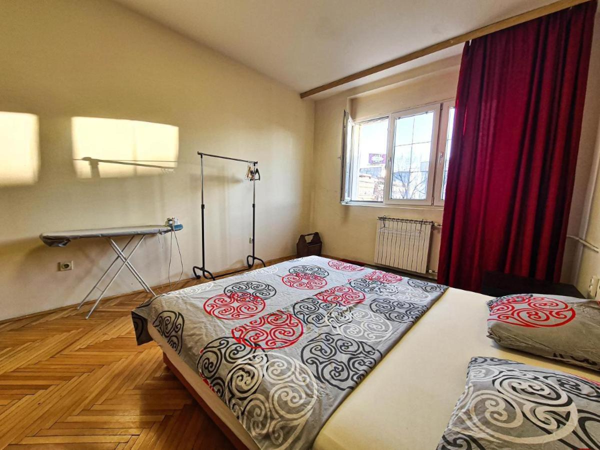 Apartment Skopje Square Екстер'єр фото