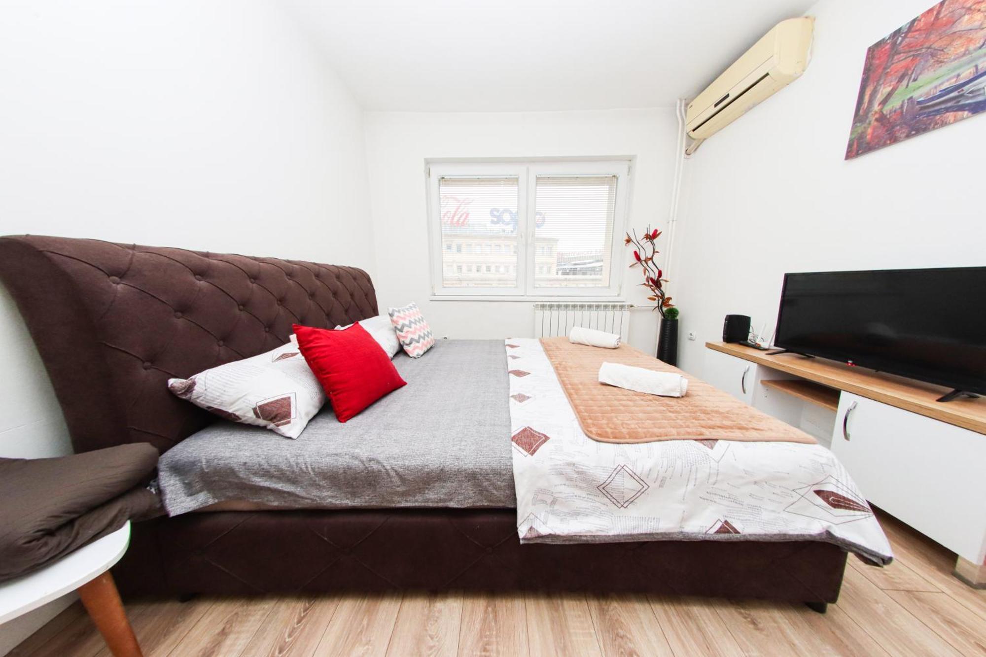 Apartment Skopje Square Екстер'єр фото